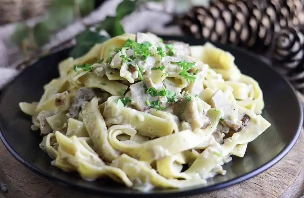 Funghi tagliatelle